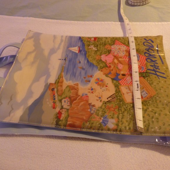 Harrods Seaside Picnic Vinyl Tote - Picture 4 of 8